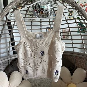 knit cream tank top with lavander details